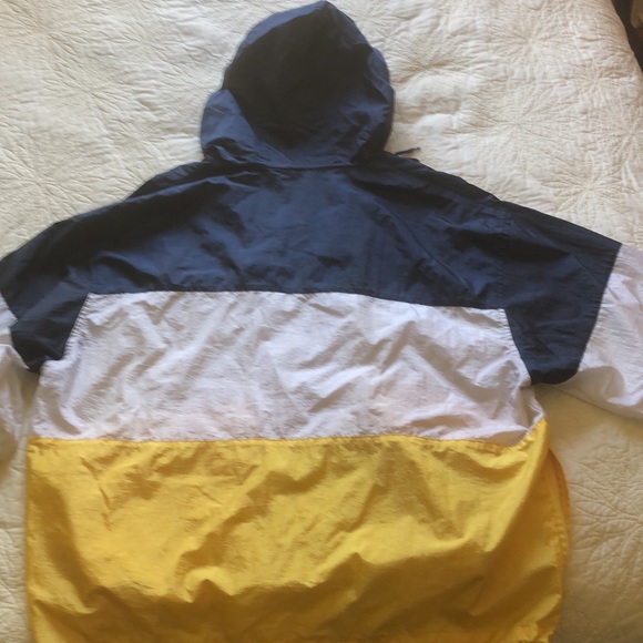 Unique Tri-Color windbreaker, hood (Minimal use) - Picture 4 of 4